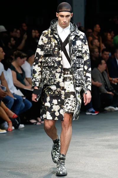 Look 42